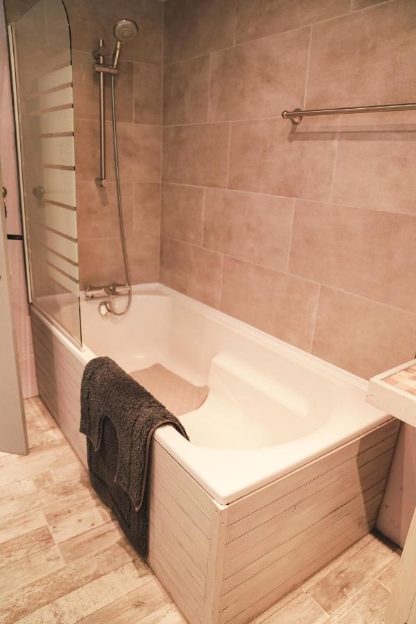 Michouat Chambre D'Hotes Vidou Luaran gambar